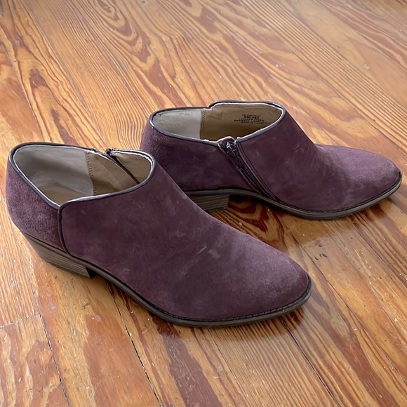 Lucky Brand Ankle Bootie - Picture 2 of 7